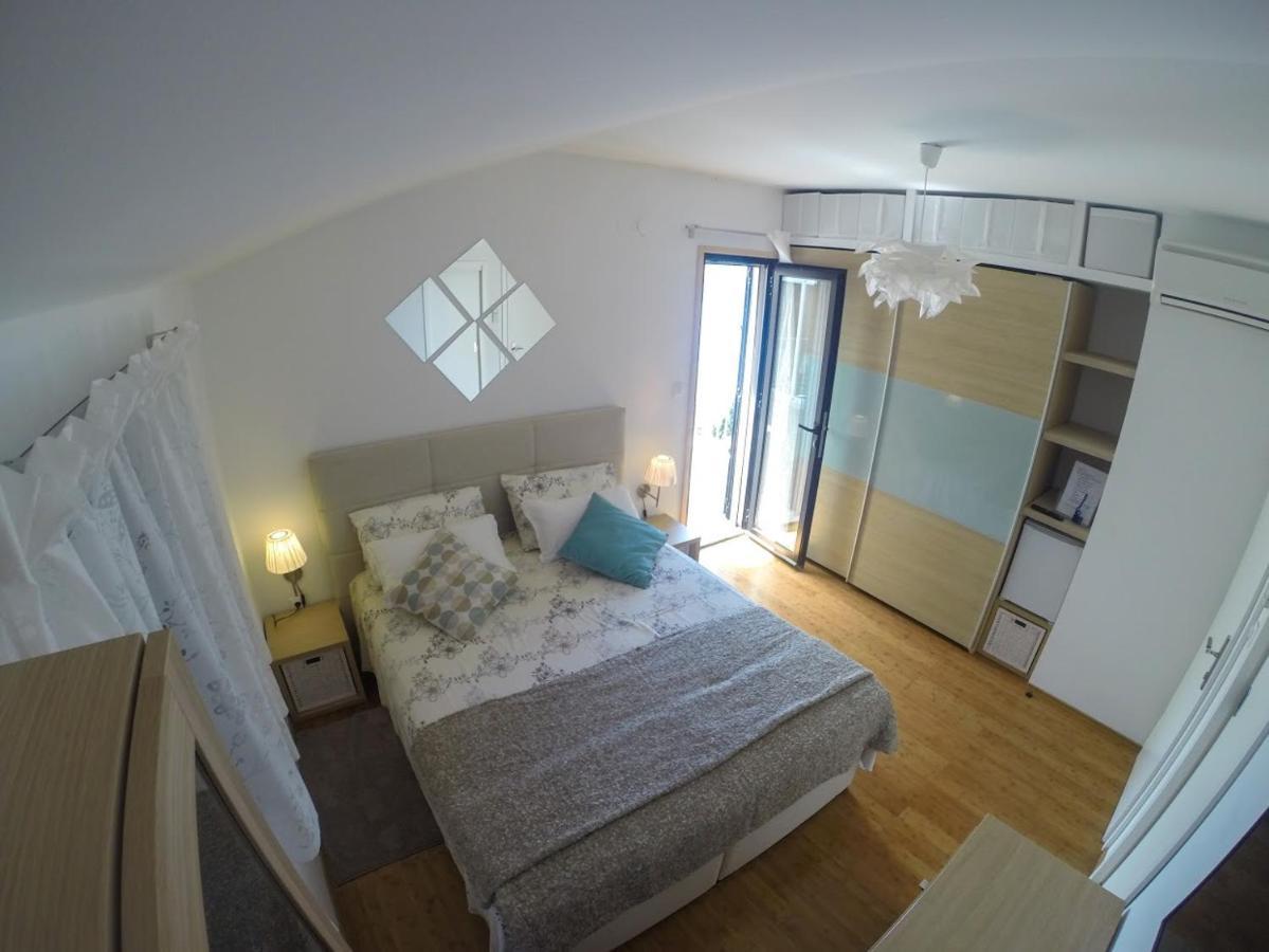Apartment And Room Sveti Jakov Dubrovnik Exterior photo